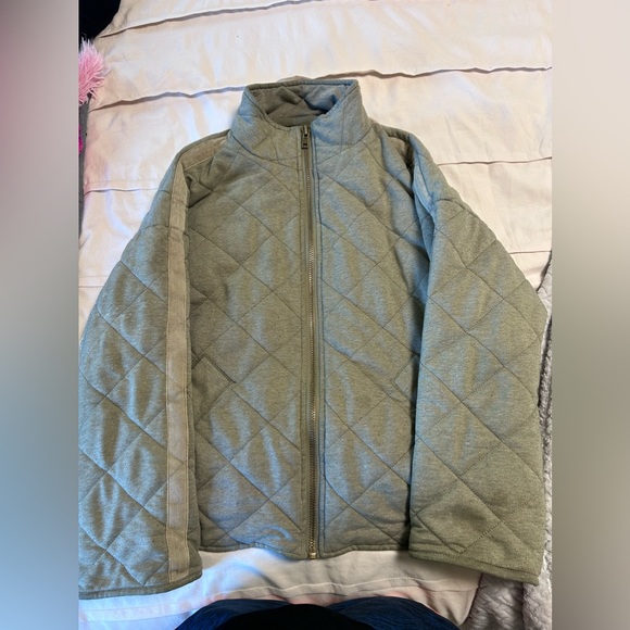 Olive green jacket! - Picture 1 of 3